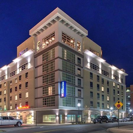 Hilton Garden Inn Little Rock Downtown Экстерьер фото