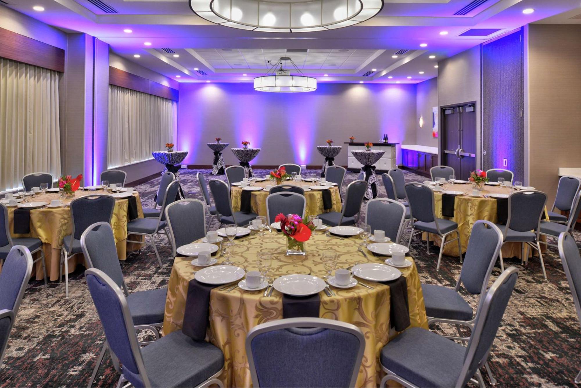 Hilton Garden Inn Little Rock Downtown Экстерьер фото