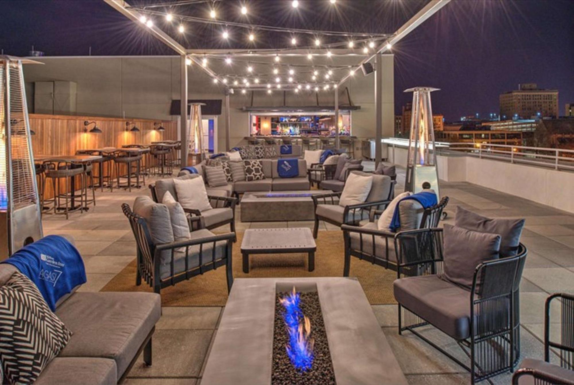 Hilton Garden Inn Little Rock Downtown Экстерьер фото