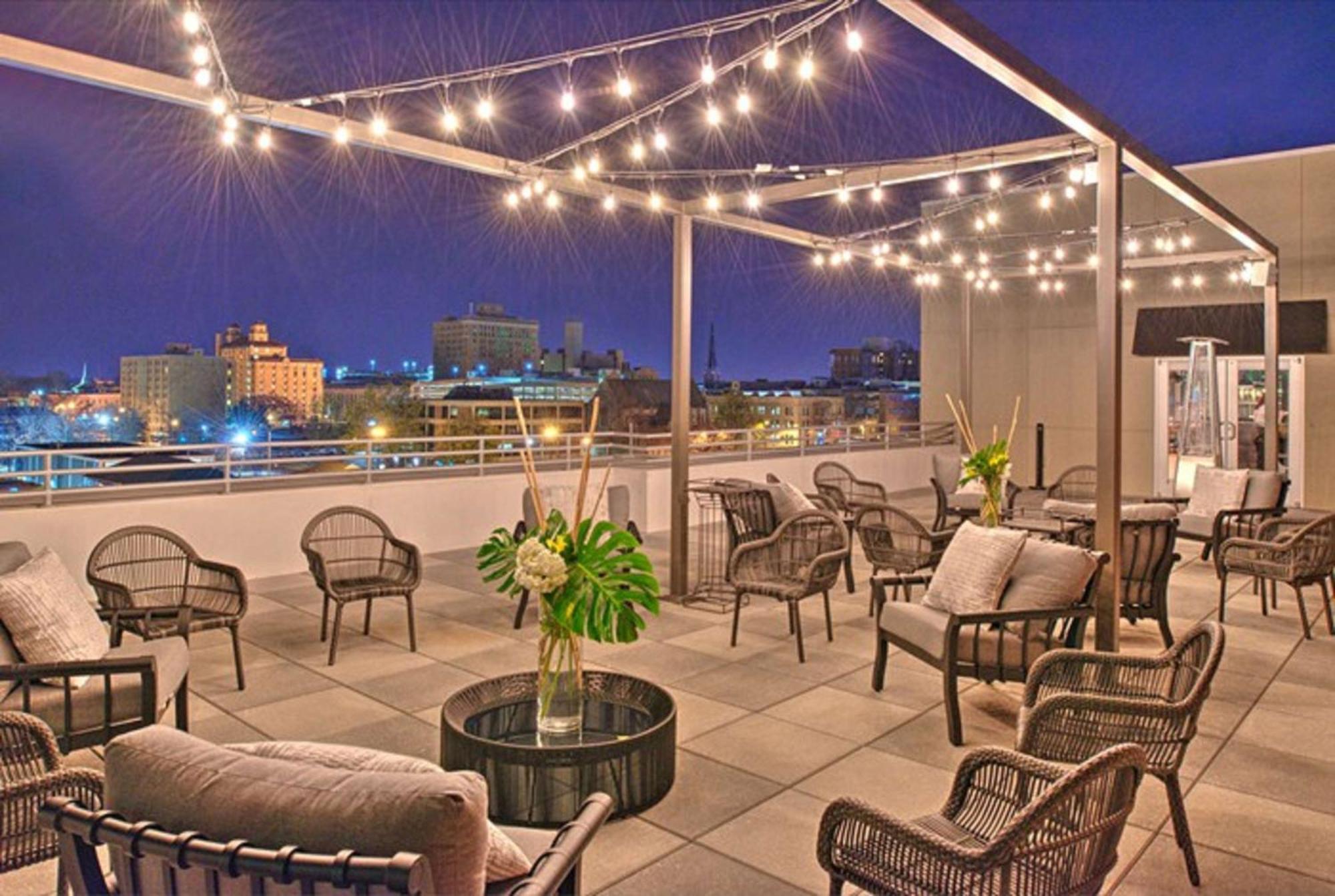Hilton Garden Inn Little Rock Downtown Экстерьер фото
